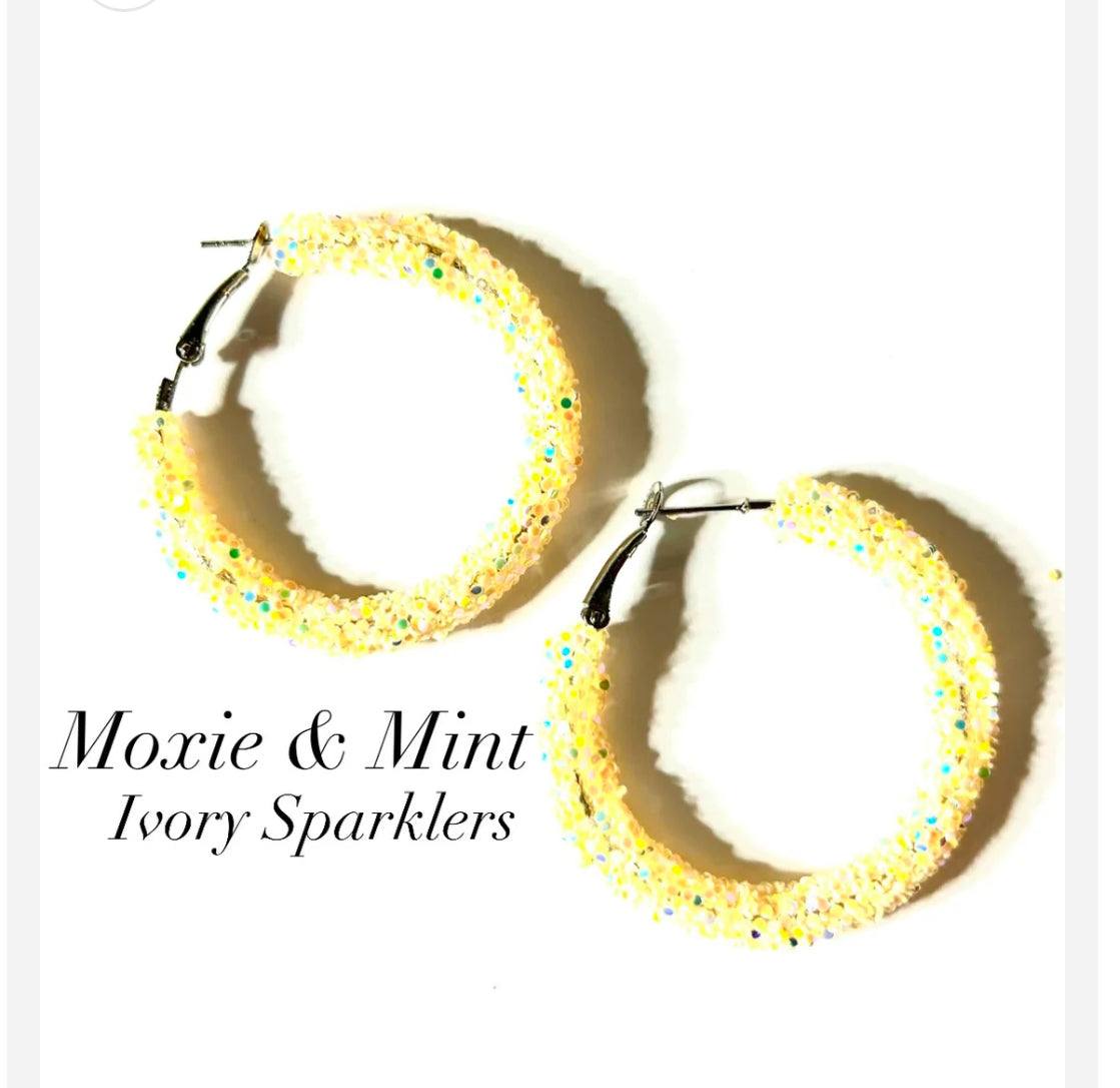 E121-409 Ivory Sparklers