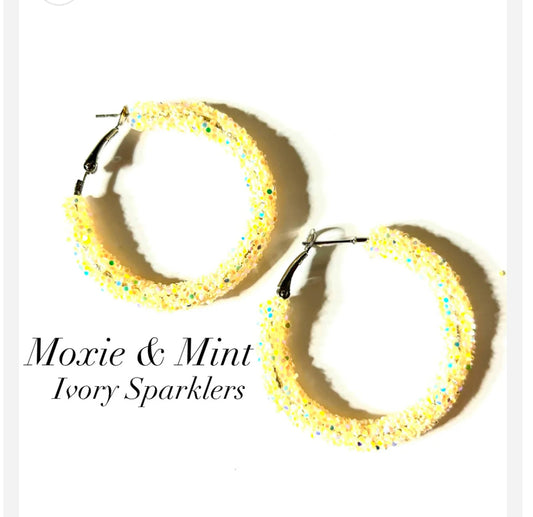 E121-409 Ivory Sparklers